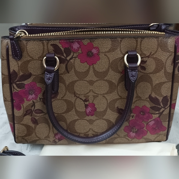 Authentic Coach Mini Surrey Carryall:Signature Canvas in Victorian Floral Print - Picture 5 of 15